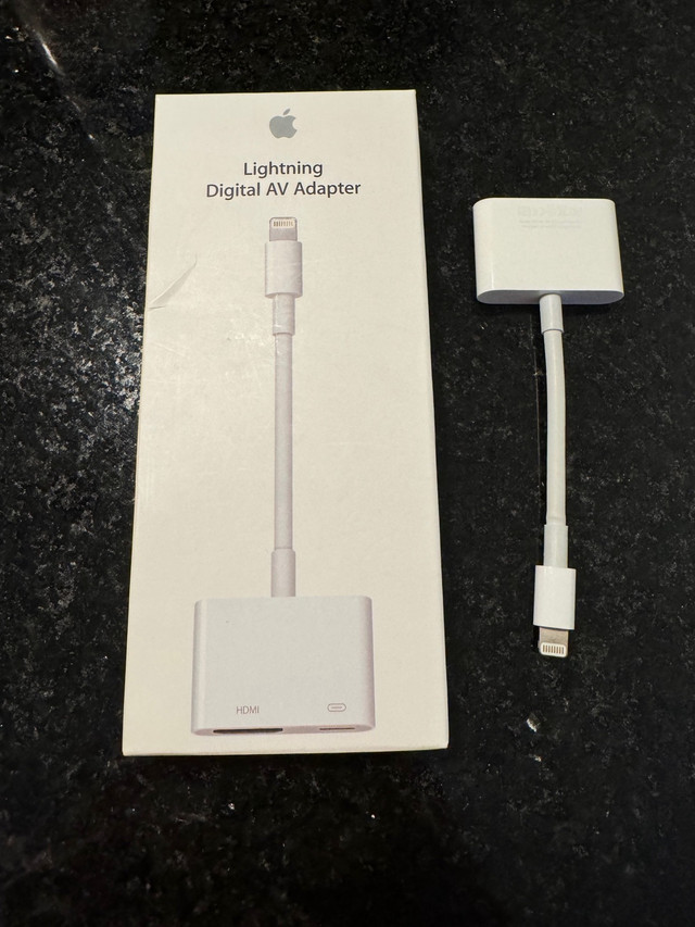 Apple-brand Lightning Digital AV Adapter in Cell Phone Accessories in Markham / York Region