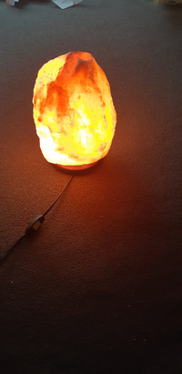 Amazing Himalayan Salt Lamp