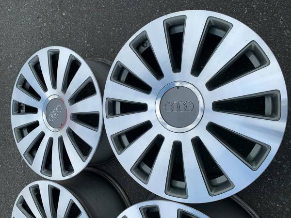 Stunning - Genuine Factory OEM Audi A8 19" rims in excell cond in Tires & Rims in Delta/Surrey/Langley - Image 2
