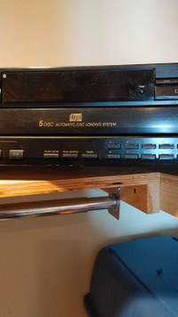 Sony cd player 5discs CDP C-525 Vintage avec 50+cd et support 