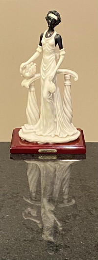 LA VERONICA COLLECTION Exquisite Statue Figurine