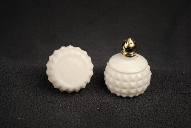 White Milk Glass Salt and Pepper Shakers - Japan in Other in Saint John - Image 3