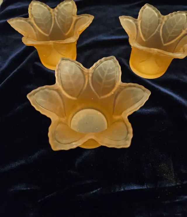 ART GLASS CANDLE HOLDERS in Home Décor & Accents in City of Toronto - Image 4