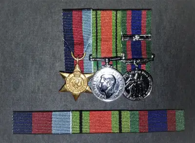 Court Mounted Miniature WWII Medals // Ribbon Bar