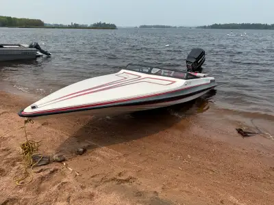 Beautiful hydro stream Vegas . Has hydraulic jack plate and hydraulic steering. 200 h.p merc. With 3...