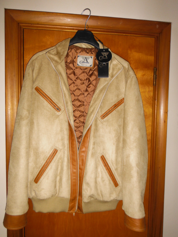 New Vintage Armani Collezioni Suede Jacket - Large in Men's in Markham / York Region