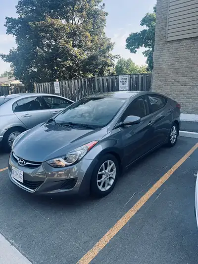 Selling my reliable 2012 Hyundai Elantra, a fuel-efficient hatchback with comfortable seating for fi...