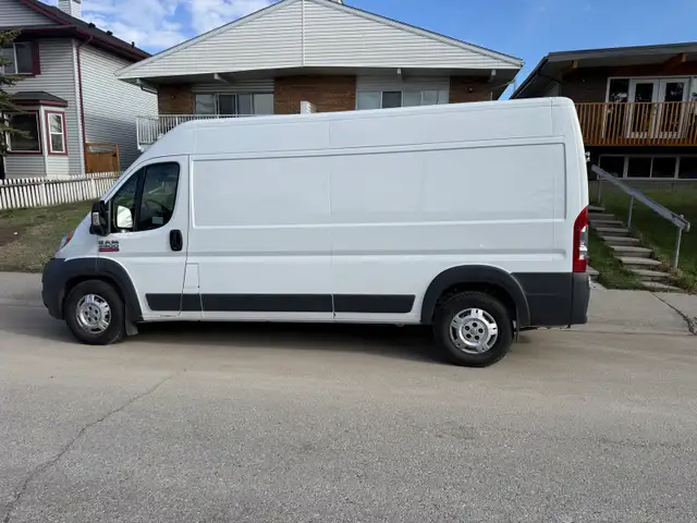 Moving Delivery460148155446077440