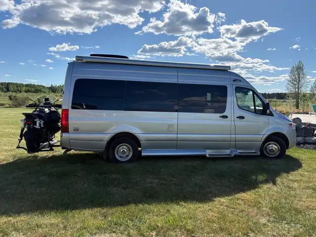 Real Vacation  Experience in Alberta in Canada - Image 2
