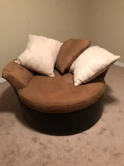 Round Couch Beige, View more