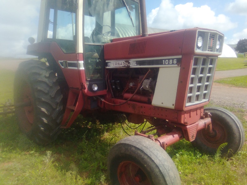 1086 International Tractor Farming Equipment Charlottetown Kijiji