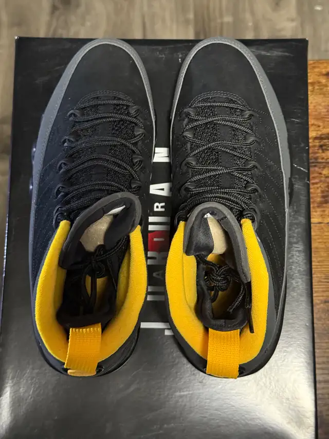 Air Jordan 9 “University Gold” – Size 9.5 Men – Brand New in Men's Shoes in Laval / North Shore - Image 3