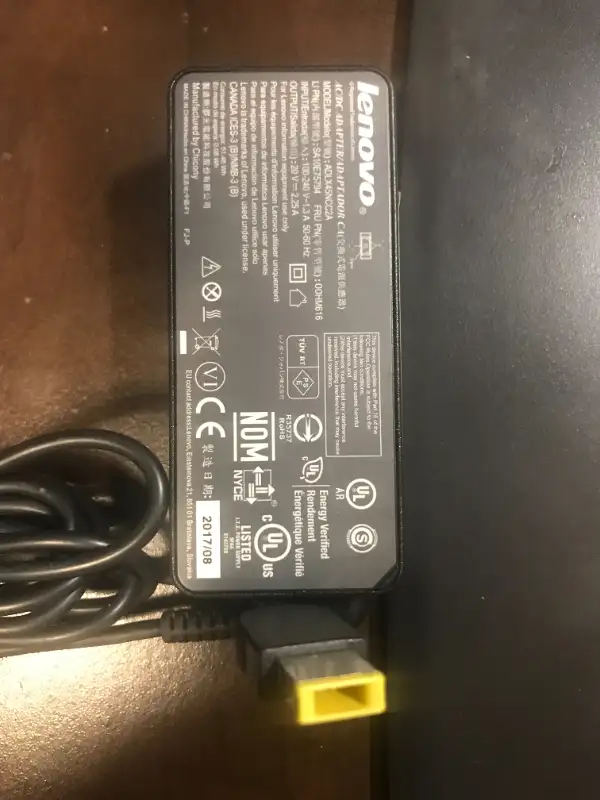 Lenovo Thinkpad 45W 90W ORIGINAL adapter with Yellow Tip in Laptop Accessories in City of Toronto - Image 2