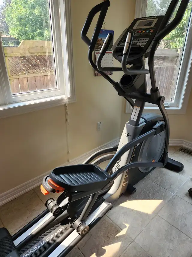 Elliptical Nordic Track for sale63417635781123121