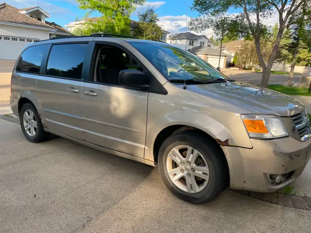 2008 Grand Caravan, runs great, no warning light, highway ready