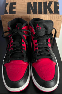 Authentic Nike Air Jordan Mid 1 Banned