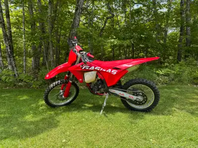 113 hrs Adult owned. The GasGas EX 250F is a 250cc four-stroke cross-country motorcycle designed for...