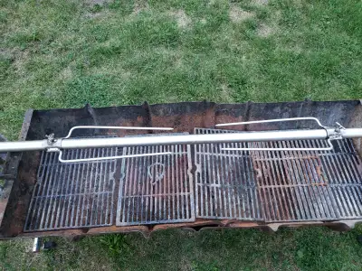 Charcoal / wood operated Mobile BBQ rotisserie / spit for rent. Battery or electric operation. Great...