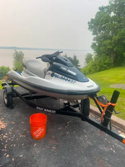2000 Polaris genesis 1200cc. 92 hours on gauge, new battery, new driveshaft new impeller. Optional t...