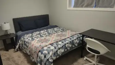 Private room in a nice single family house in Walden SE available for rent. Room is furnished and re...