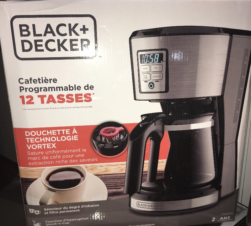 12 Cup Programmable Coffee Machine NEW Black + Decker Cafetière Machines à café Ville de