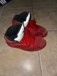 Nike Air Jordan 5 Retro Red Suede Size 8