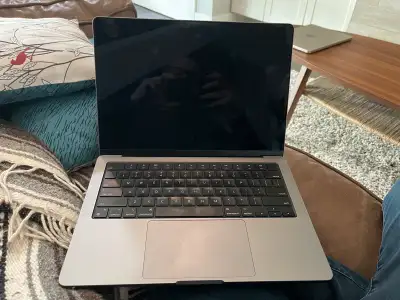 Selling a 14 inch M1 Max 10 core cpu / 32 gpu, 32GB ram, 1TB hard drive. Space grey. Will not respon...