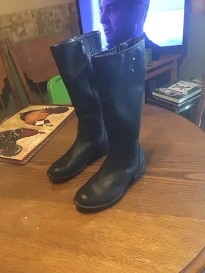  paire de bottes d’hiver pour femme de marque blondo comme neuf, View more