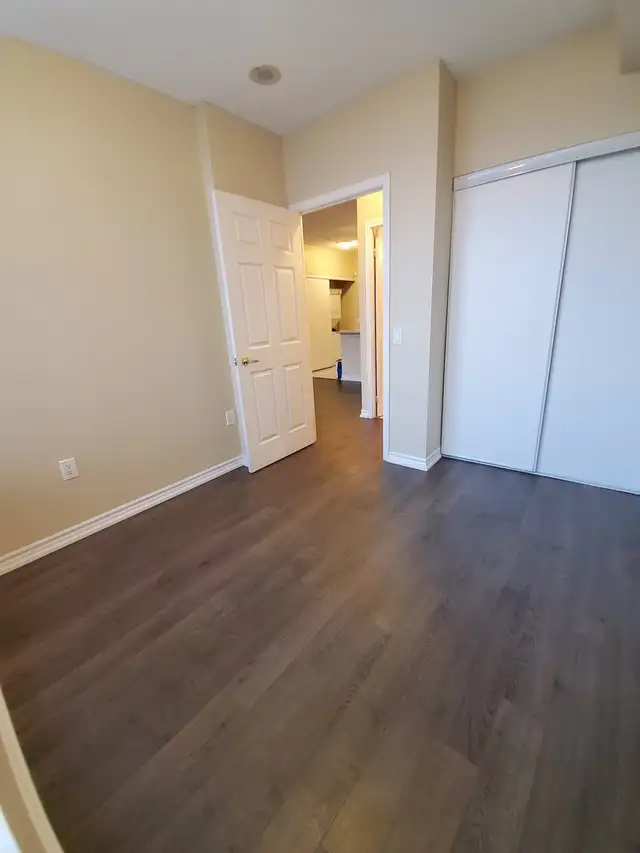 2 bedroom 2 bath Condo for lease in Mississauga, utilities incl. in Long Term Rentals in Oakville / Halton Region - Image 11