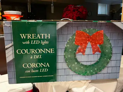 Xmas large light up wreath - new, View more