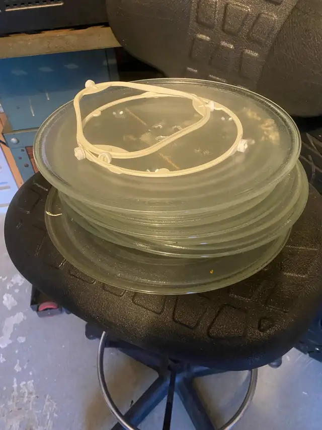 Microwave Plates in Microwaves & Cookers in Mississauga / Peel Region - Image 2