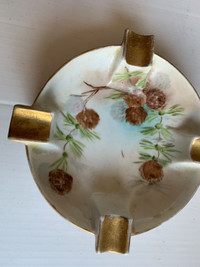 china ashtray with gold and flowers 
