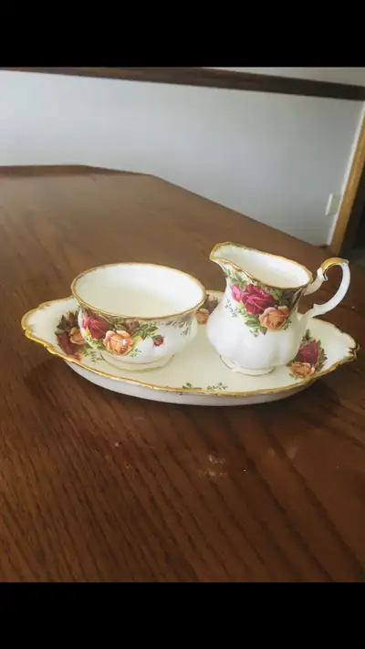 Royal Albert Old Country Roses  cream and sugar set, View more