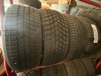 Michelin X-Ice 225/50/R18 Used only two seasons. Very good condition. Previously used on a Acura TLX
