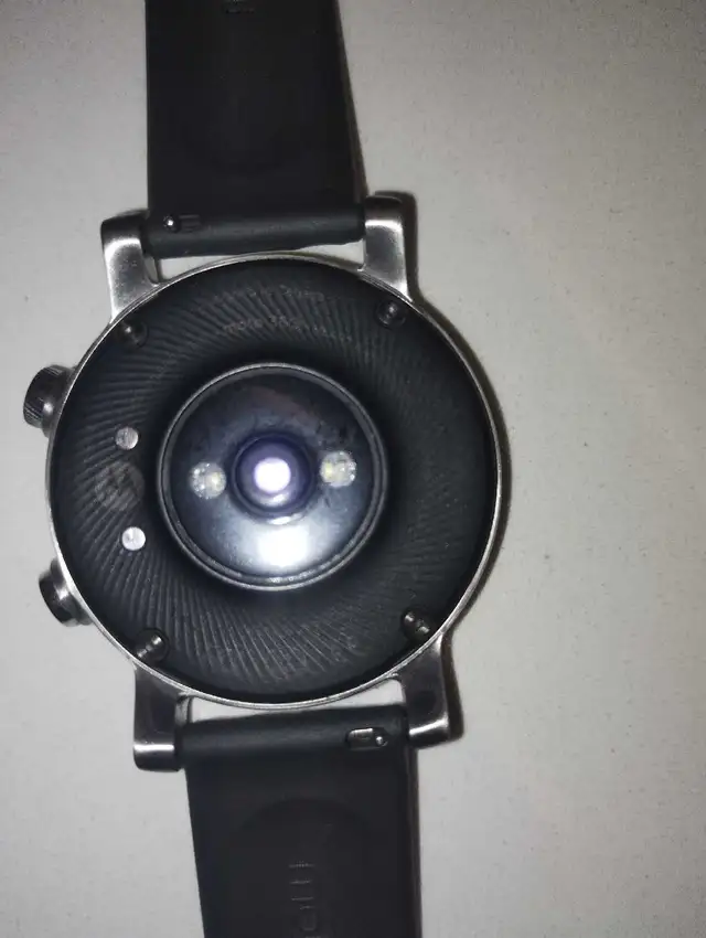 Moto 360 gen 3 smart watch in General Electronics in City of Toronto - Image 6