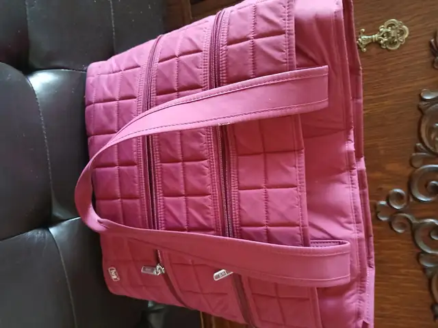 Women's tote bag in Women's - Bags & Wallets in Barrie - Image 4