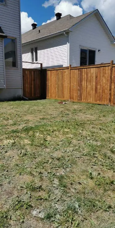 Hello, I am a fence installer with Over ten years of experience looking to take on some of my own ca...