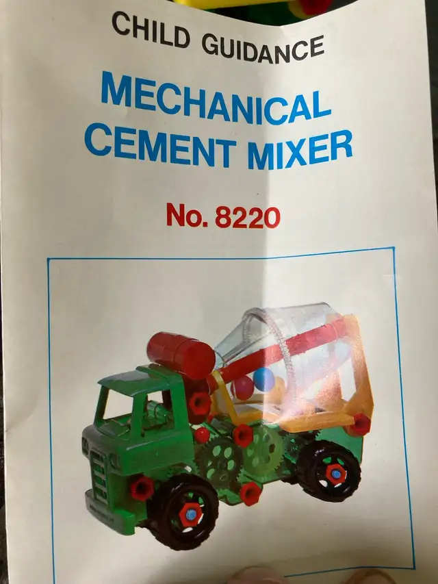 Rare 1960's Child Guidance Mechanical Cement Mixer Toy Truck in Toys & Games in Ottawa - Image 5