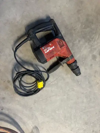Hilti TE 25 Rotary Hammer Drill, View more
