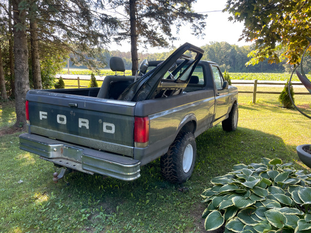 1990 f150 4x4 in Cars & Trucks in Norfolk County - Image 4