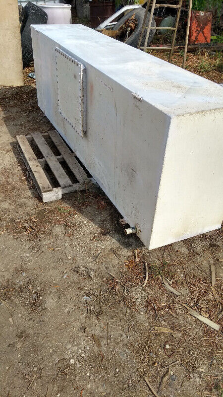 Metal Water tank from atco trailer- 1200L/320G = 200$ in Storage Containers in Vernon - Image 2