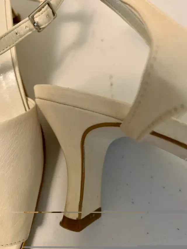 Womens Shoes in Women's - Shoes in Edmonton - Image 7
