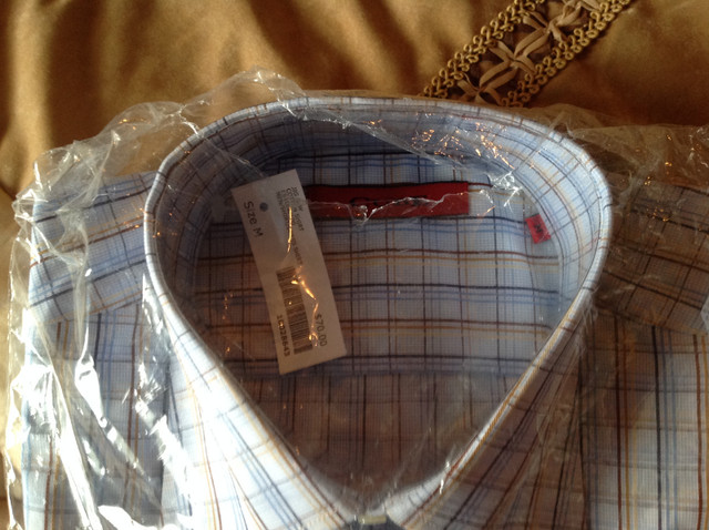 dress shirt in Men's in Kamloops - Image 2