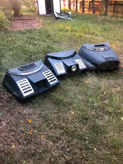 I have appr. 30 vintage snowmobile hoods. Merc, john Deere, arctic Cat, Sli-Whiz, Northway, Sno-Hawk...