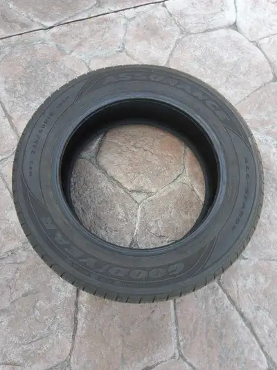 Goodyear Assurance All Season Tire (100H). One tire only. 225/60 R18 This tire has 3,013 summer km o...