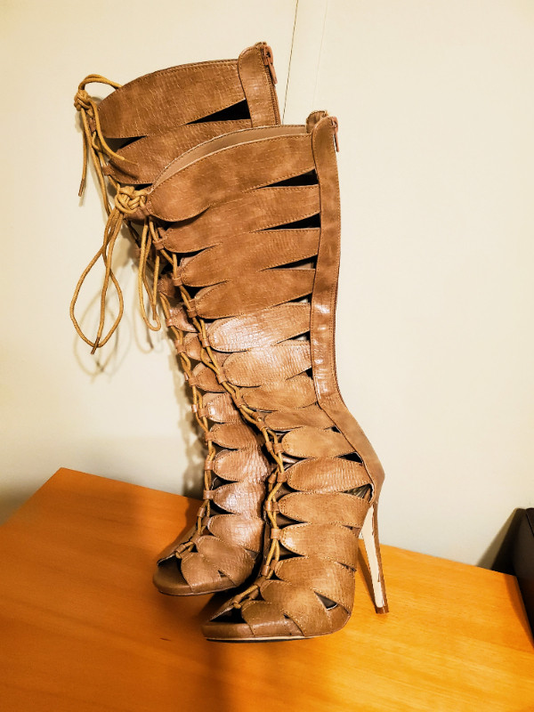 Leather Gladiator Style Stiletto Boots 7.5 in Women's - Shoes in Grande Prairie - Image 2