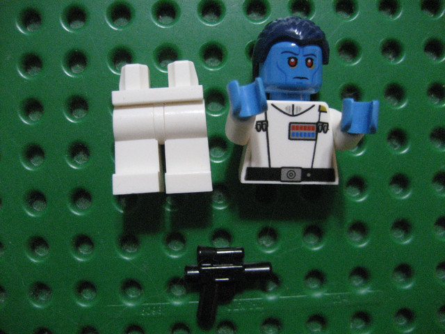 Lego Star Wars Rebels Grand Admiral Thrawn sw0811 in Toys & Games in City of Toronto