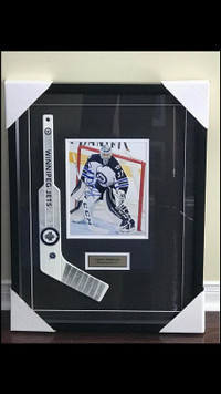 NHL Jets Connor Hellebuyck autographed picture