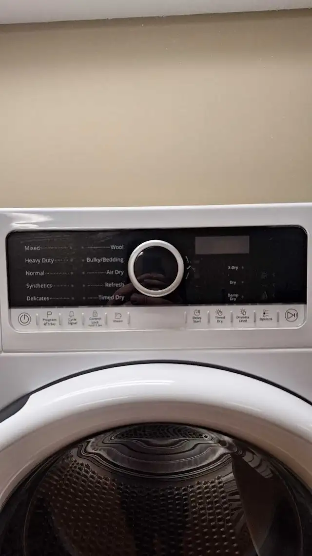 24" WHIRLPOOL VENTLESS DRYER (240V),FRONT LOAD WASHER SET in Washers & Dryers in Mississauga / Peel Region - Image 9