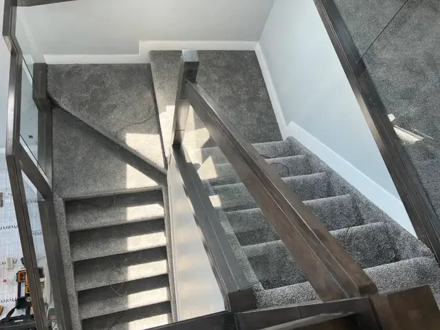 Flooring Installer- vinyl click & carpet installation 62863719507202124